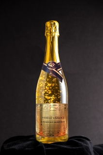 Gold Cuvee šumivé víno se zlatem  Vánoční/novoroční